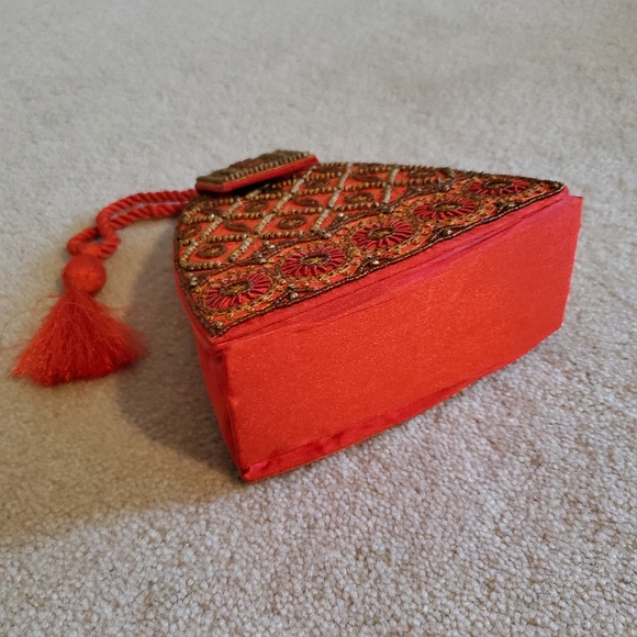 Beaded Red Indian Party Purse - Picture 8 of 8